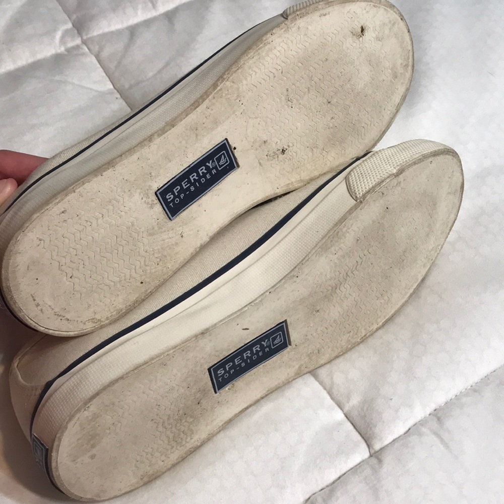 Size 7.5 - Picture 3 of 4